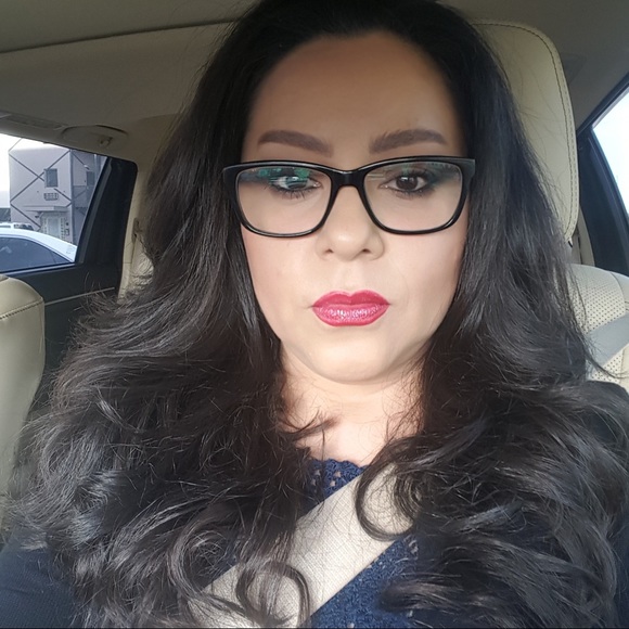 Meet your Posher, Miriam - Picture 1 of 1